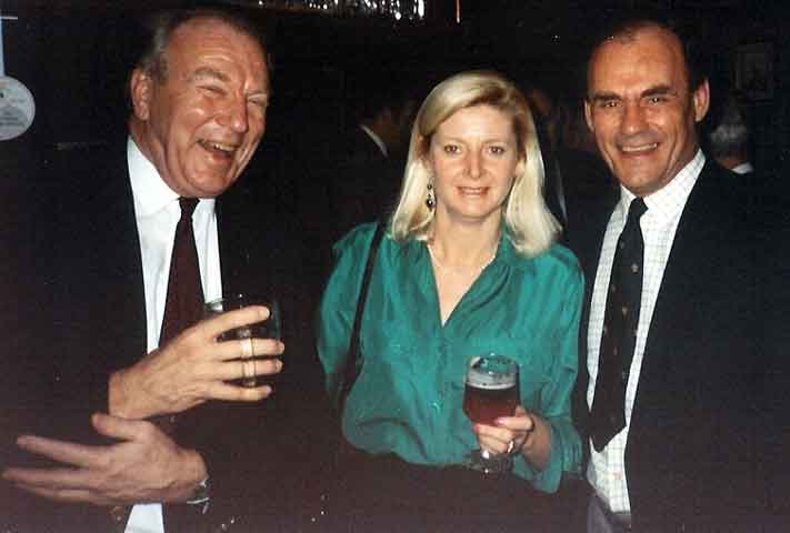 09AGM1990.jpg, 18970 bytes