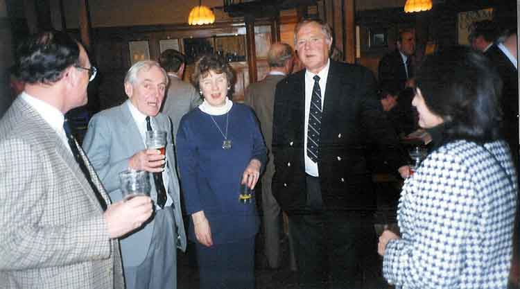 20AGM1994.jpg, 25112 bytes