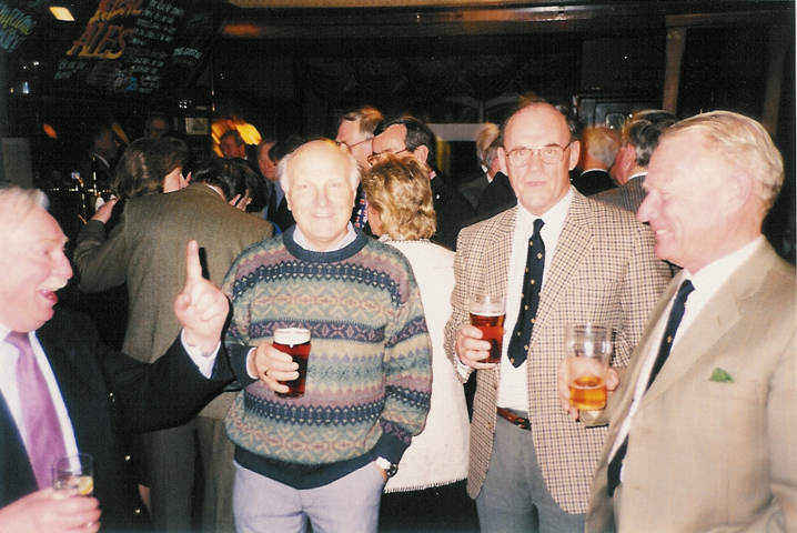 07AGM1998.jpg, 231038 bytes