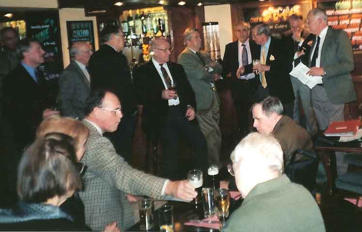 12AGM2001.jpg, 26073 bytes