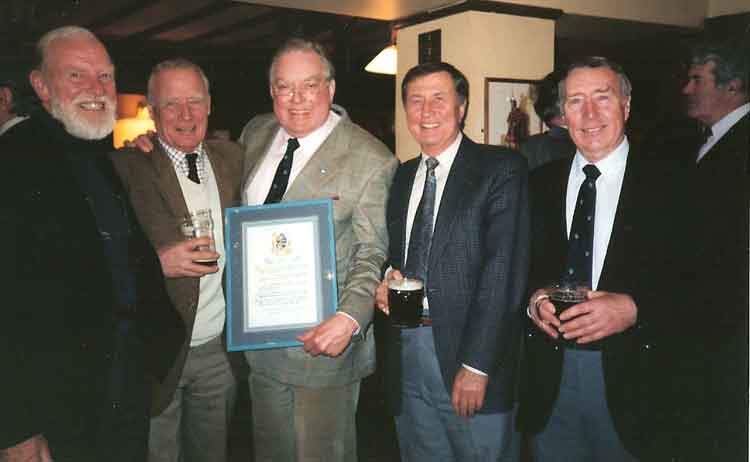 14AGM2001.jpg, 18871 bytes