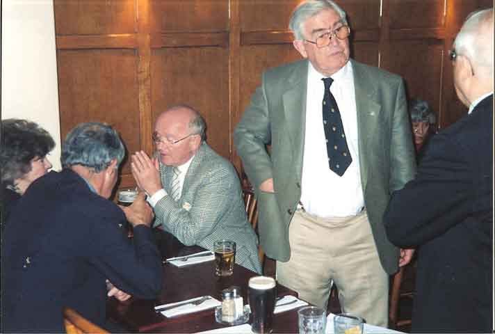 25AGM2001.jpg, 20972 bytes